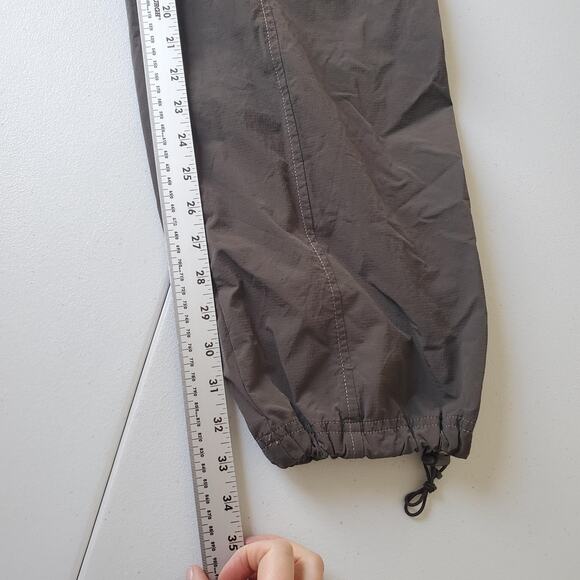 Athleta Pants Womens 12 Brown Convertible Hiking Jogger Zip Off Nylon Stretch - Picture 6 of 10